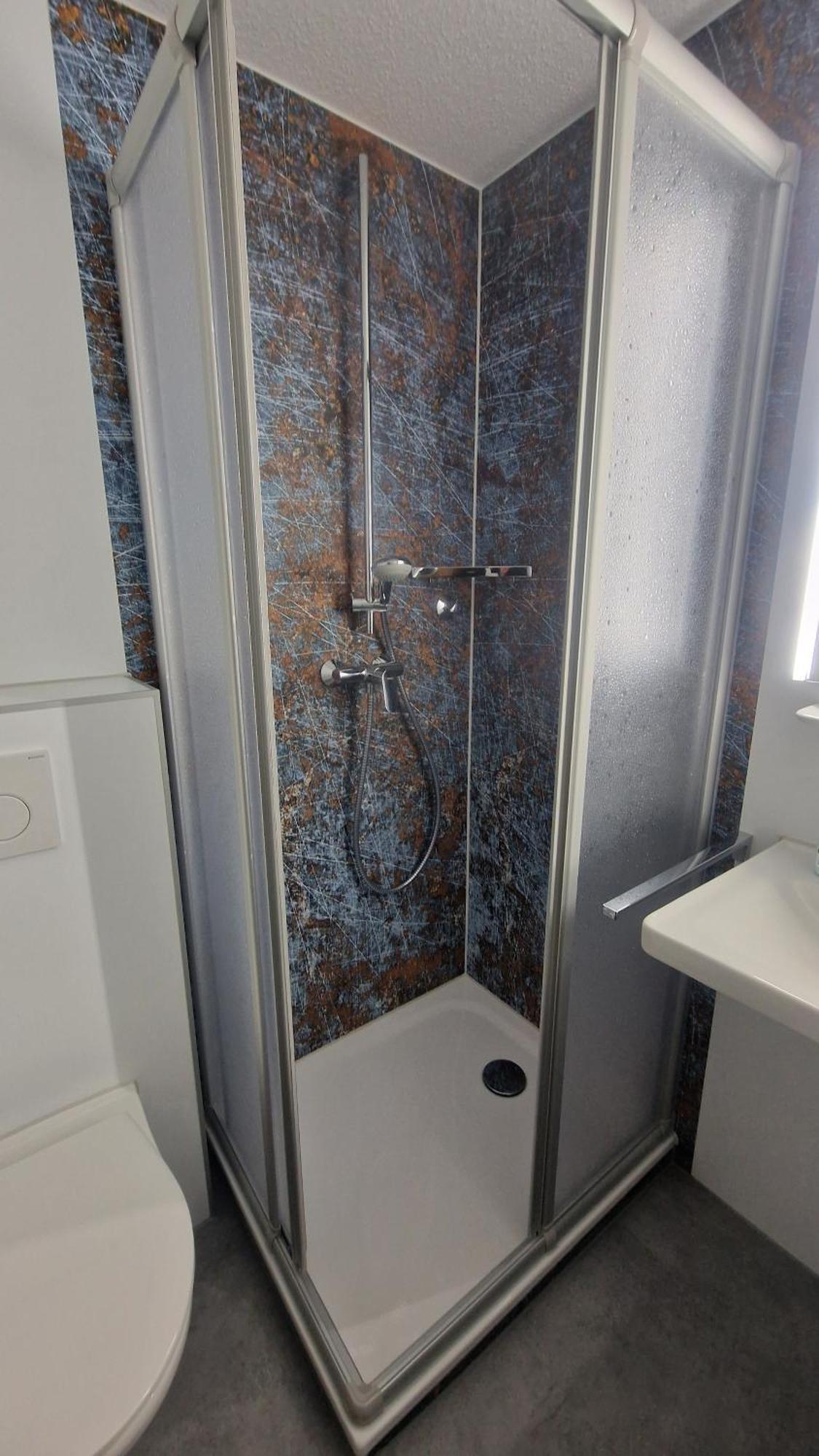 באד קרוצינגן Gaestehaus Meng מראה חיצוני תמונה